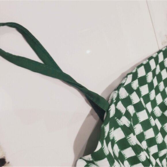 Green/White Checkmate Checkered Maxi Pleated Dress - Picture 12 of 16